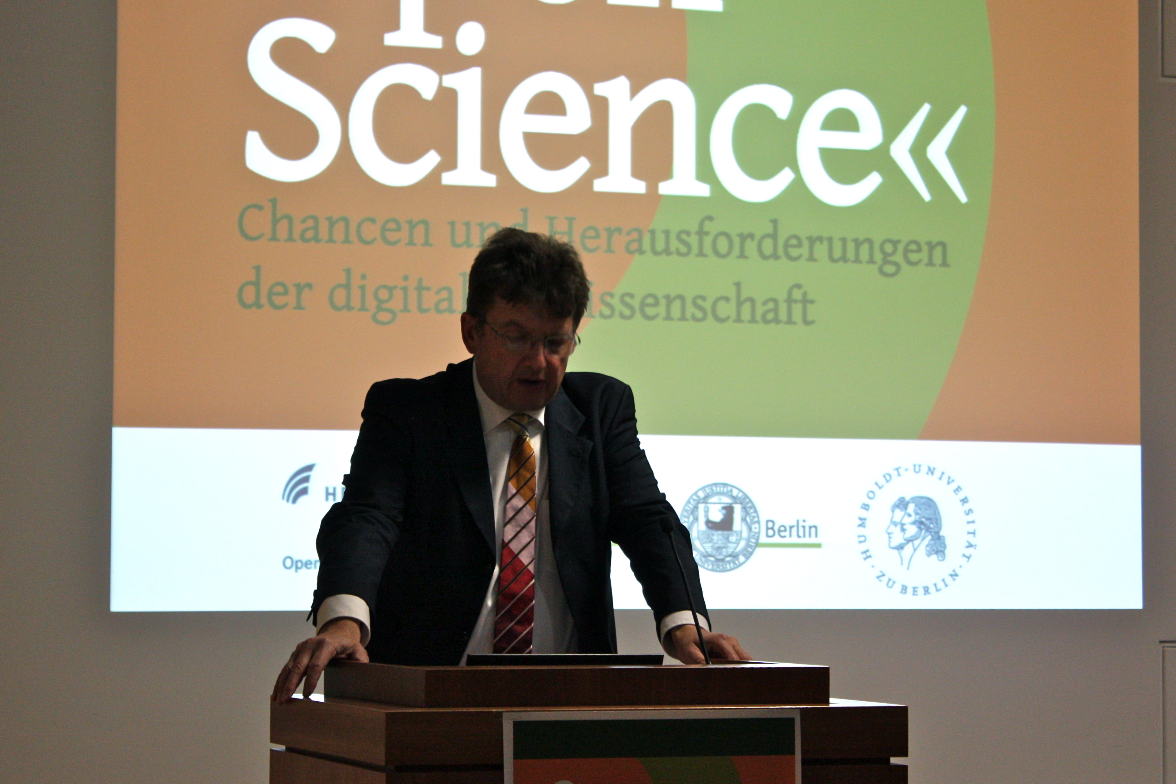 Dr. Andreas Degkwitz (HU Berlin)
