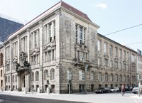 Institut