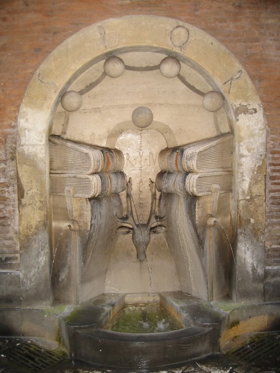Bücherbrunnen Via degli Staderari