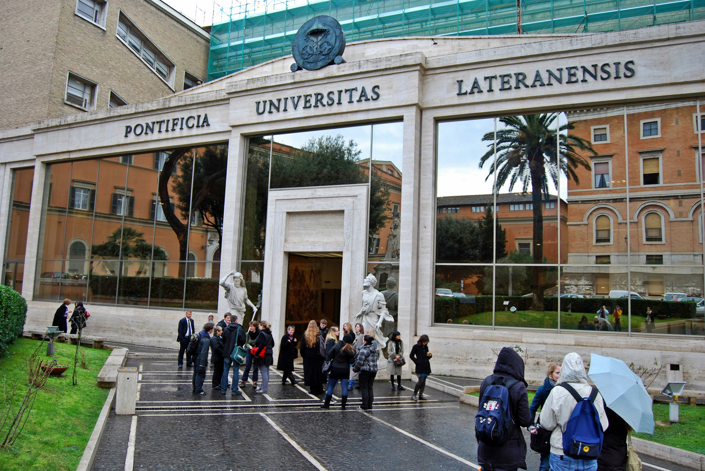 Pontificia Universitas Lateranensis